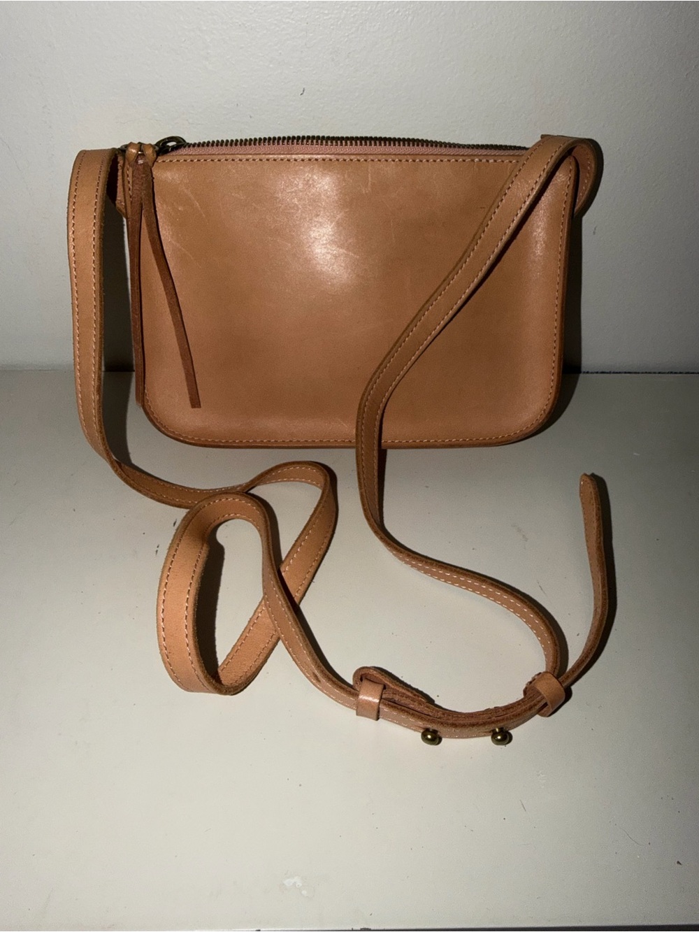 Madewell Tan Leather Crossbody Bag - Minimalist Women’s Shoulder Bag